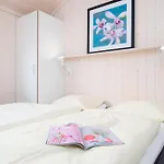 2 House B 105 Holiday home *